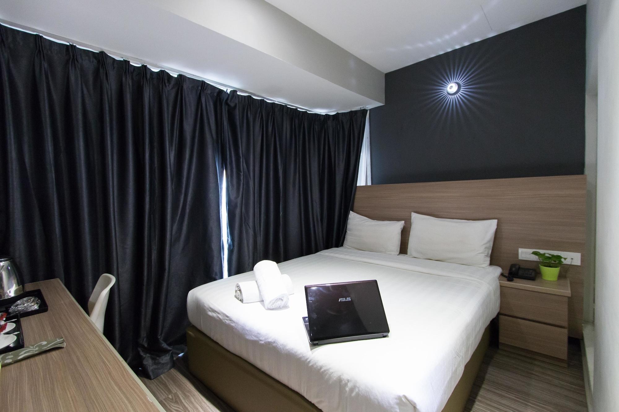 โฮเต็ล 99 เอสเอส2 Hotel เปอตาลิงจายา ภายนอก รูปภาพ