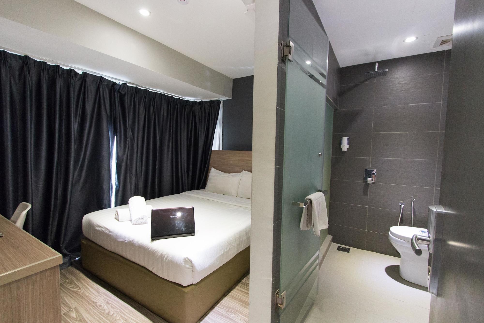 โฮเต็ล 99 เอสเอส2 Hotel เปอตาลิงจายา ภายนอก รูปภาพ