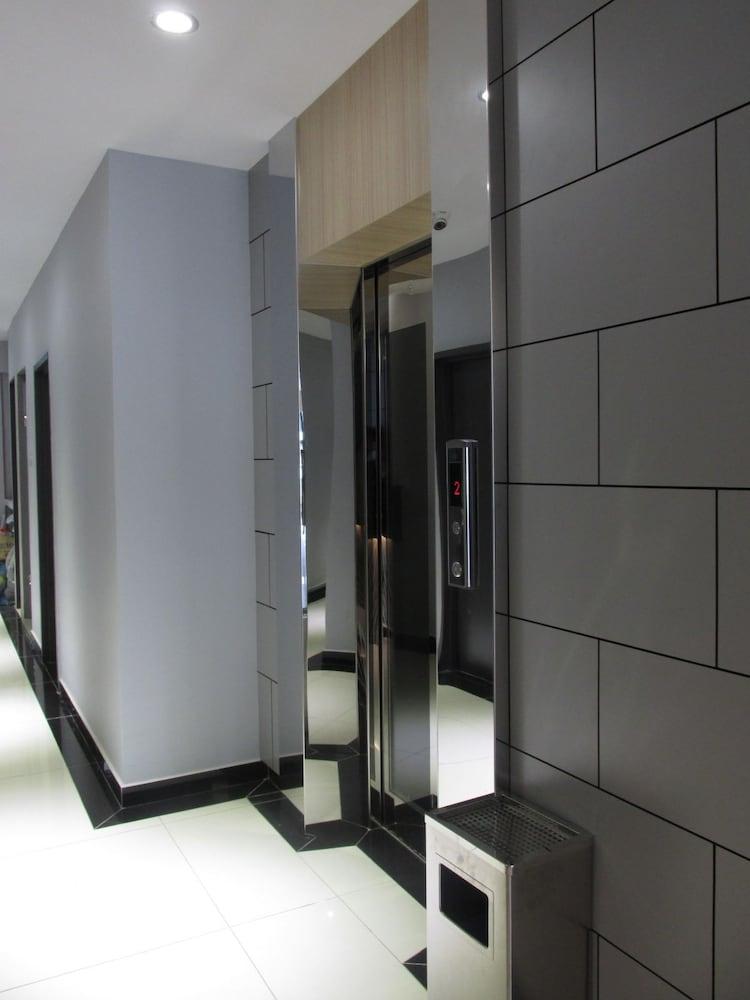 โฮเต็ล 99 เอสเอส2 Hotel เปอตาลิงจายา ภายนอก รูปภาพ