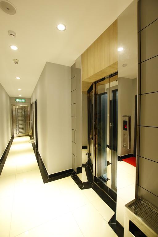 โฮเต็ล 99 เอสเอส2 Hotel เปอตาลิงจายา ภายนอก รูปภาพ