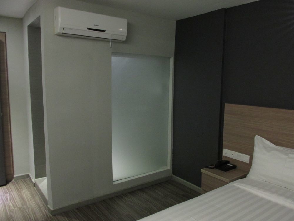 โฮเต็ล 99 เอสเอส2 Hotel เปอตาลิงจายา ภายนอก รูปภาพ