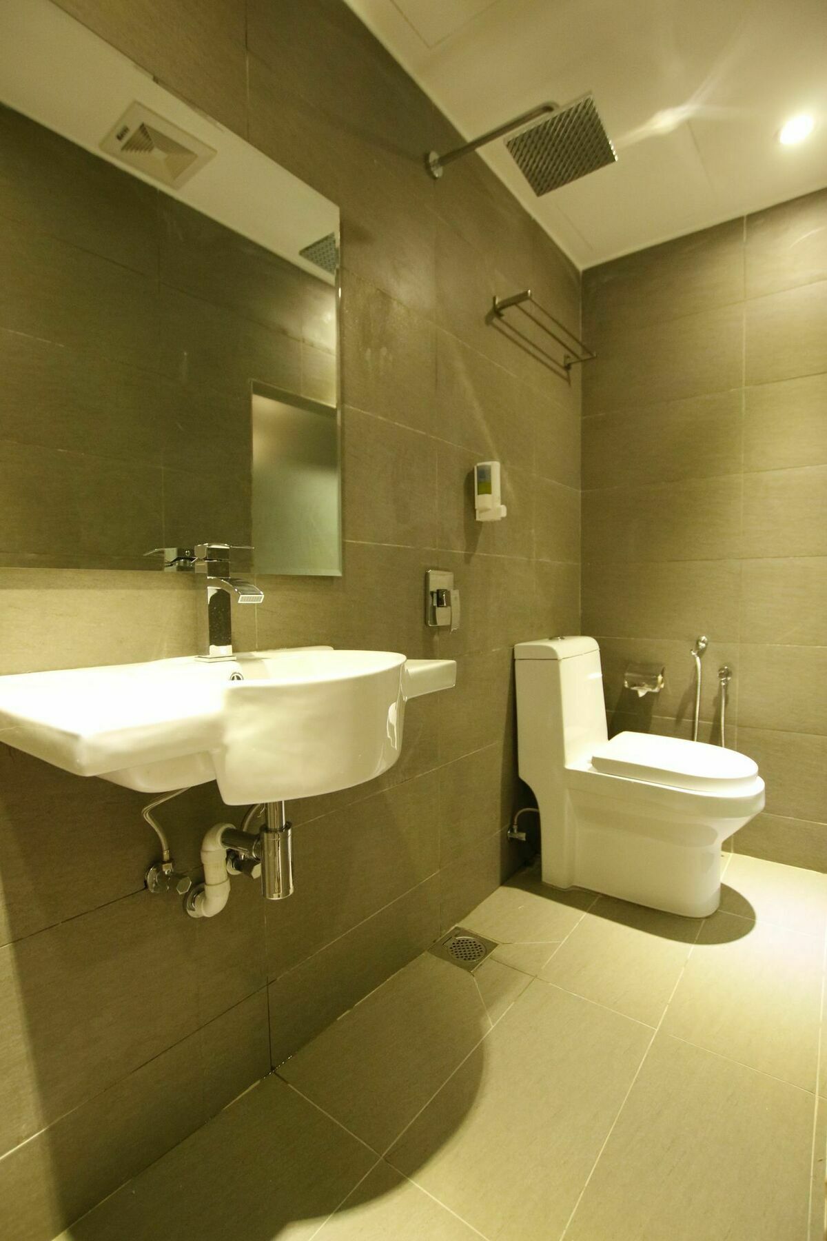 โฮเต็ล 99 เอสเอส2 Hotel เปอตาลิงจายา ภายนอก รูปภาพ